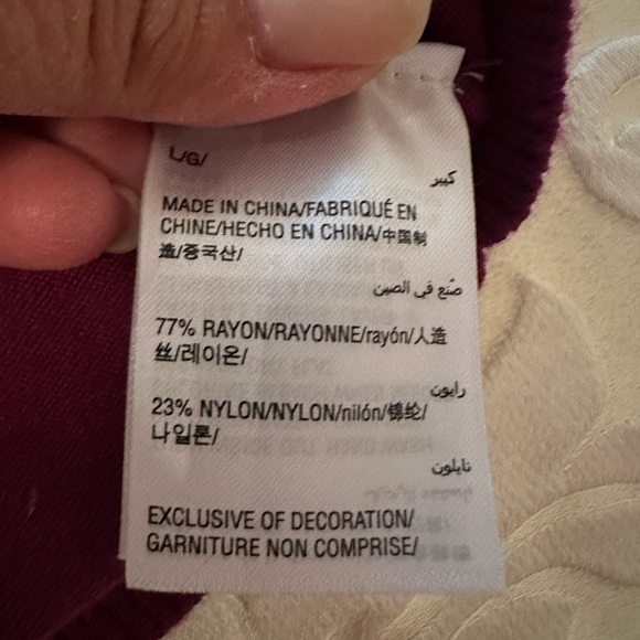 Thalia Sodi cold shoulder sweater in Plum US L - Picture 9 of 10